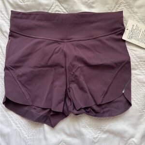 Lululemon Nulu Tight-Fit “For all the runners” 3” Shorts